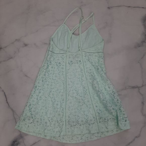 Aritzia Sunday Best Lace Skate Dress Lined size 4 - Picture 6 of 9